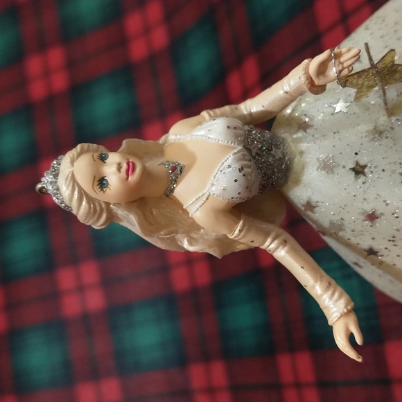 Vintage 2001 Celebration Barbie Ornament 🎉🎉🎉 - Picture 1 of 11